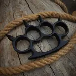 Knuckle Duster Black Armor