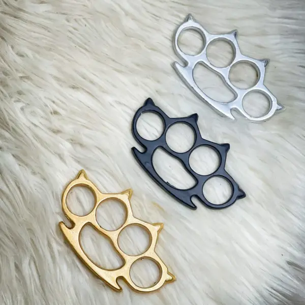 Brass Knuckles Spikes Punch
